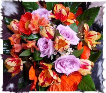 Foto Bouquet fiori colori vivaci